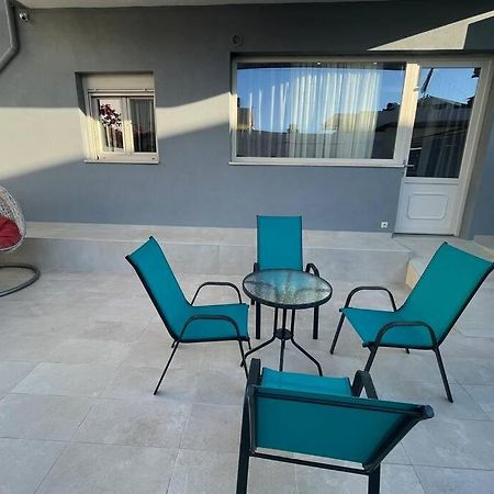 Maxim Deluxe Apartment Nea Alikarnassos Exterior photo