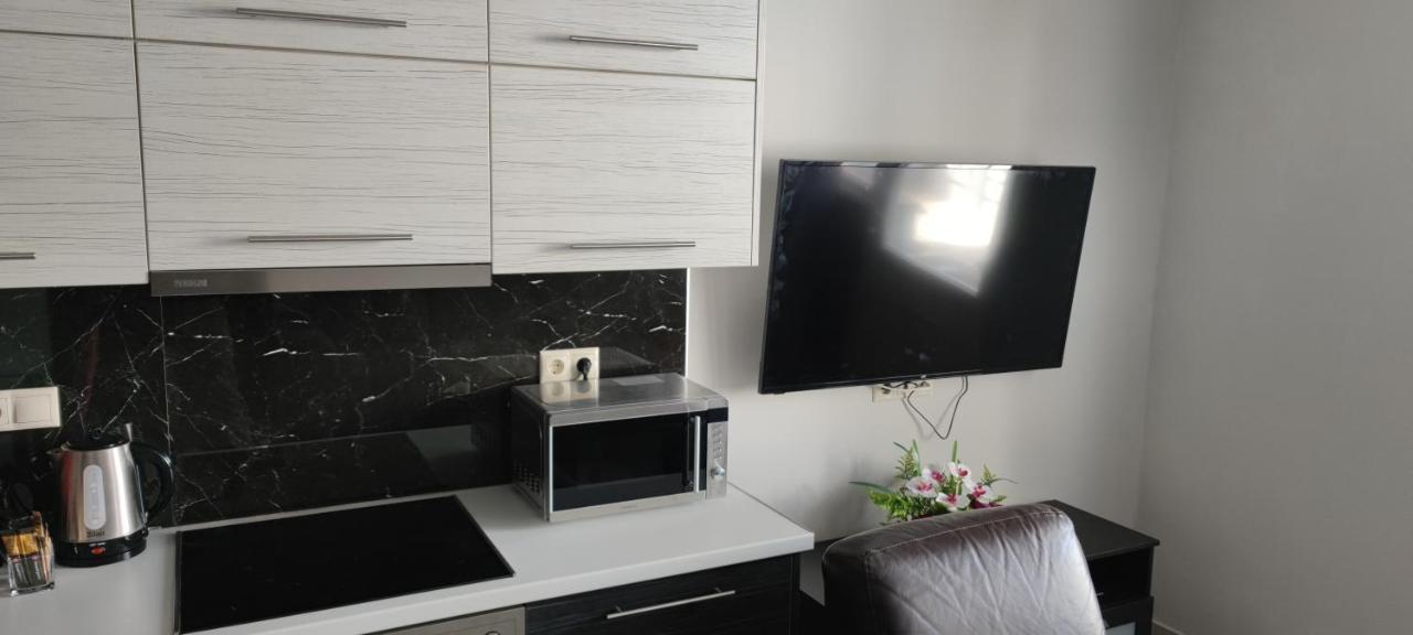 Maxim Deluxe Apartment Nea Alikarnassos Exterior photo